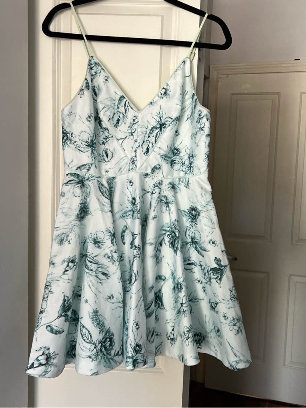 Floral Print Spaghetti Strap Skater Dress - green & white